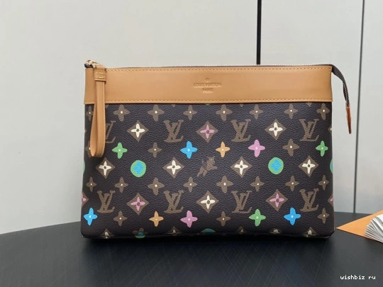 WIS VOYAGE VUITTON POCHETTE LOUIS SOUPLE-32*21*8CM 1013